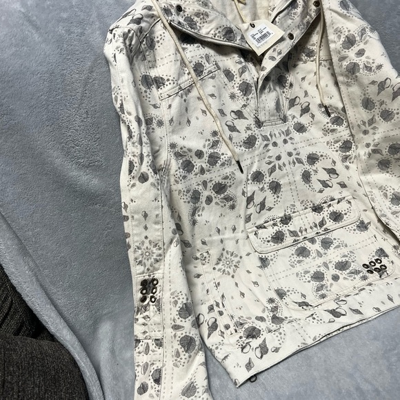 BRAXTON JACKET - Picture 6 of 7